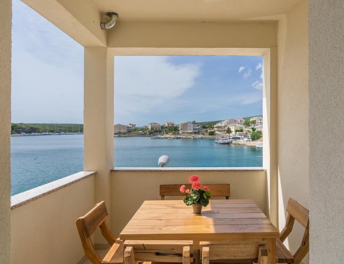 Apartments By The Sea Simuni, Pag - 18386 Колан Экстерьер фото